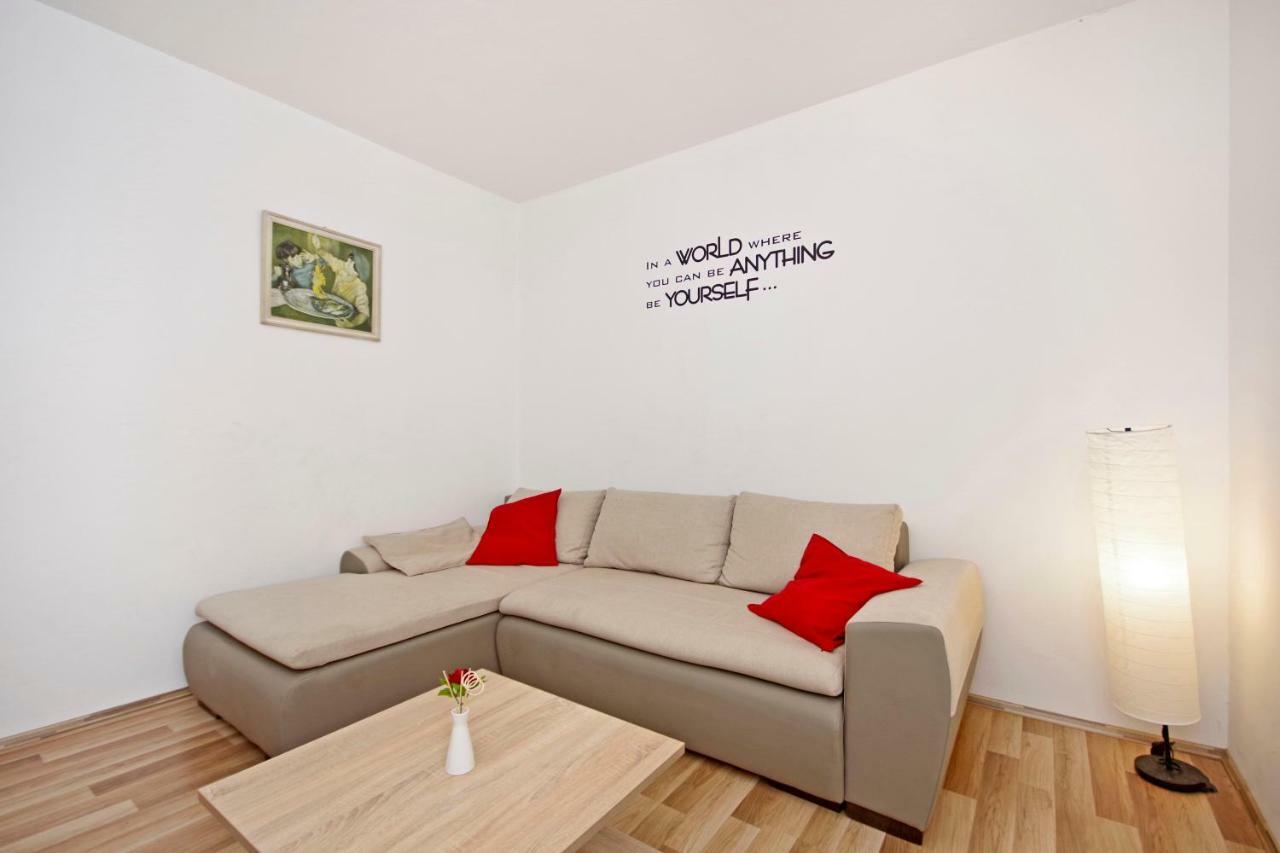 Apartments Andela Makarska Kültér fotó