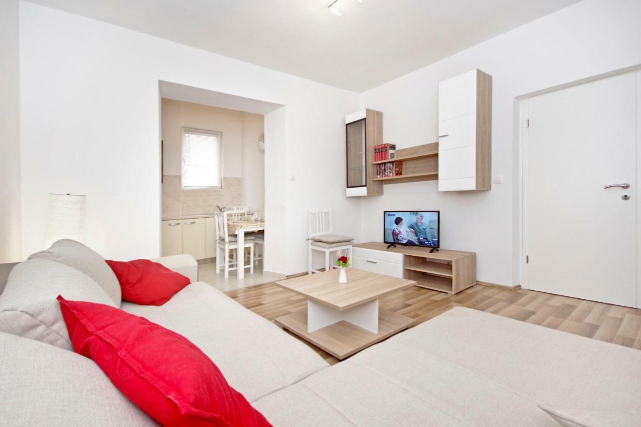Apartments Andela Makarska Kültér fotó